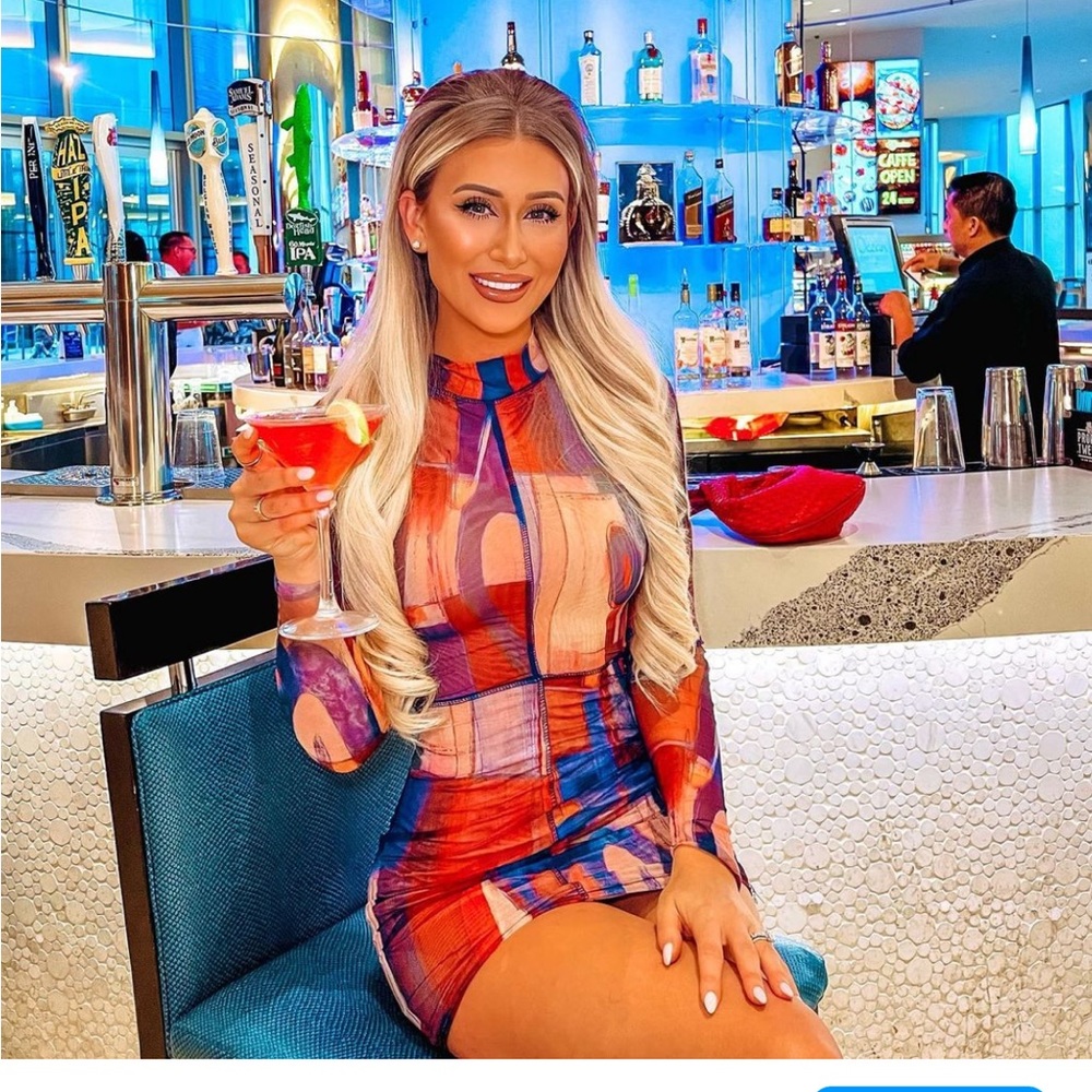 COLOR BLOCK DRESS - Picture 2 of 8